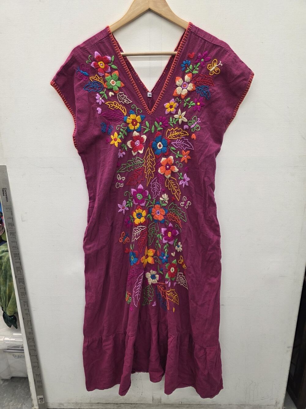 reserved Solei Womens Med/Large Mexico Embroidered Hot Pink Shift Dress